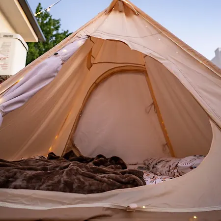 The Hollywood Zen Retreat With A Glamp Tent Near Universal Studios